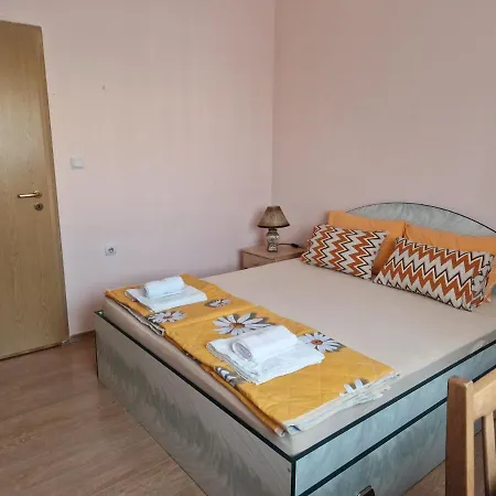 Natali Apartment
